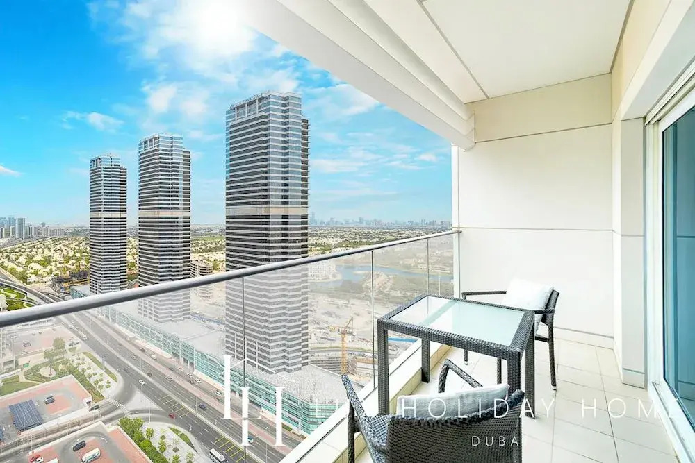 LUX  The Bonnington JLT Suite 2
