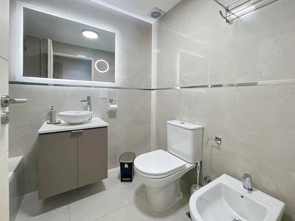 Oasis en San Telmo- Estudios de Lujo con Piscina, Seguridad y Más