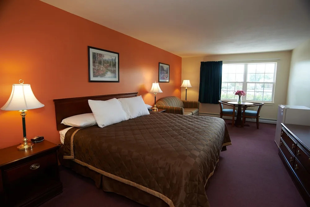 Coos Motor Inn
