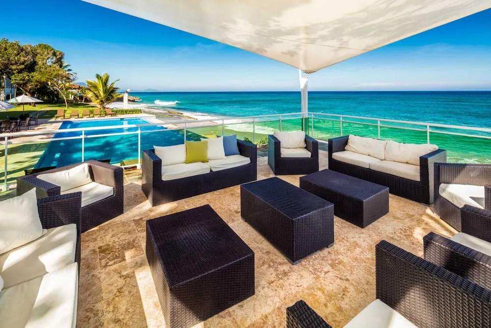 Escondido Bay Properties by Caribe Stays
