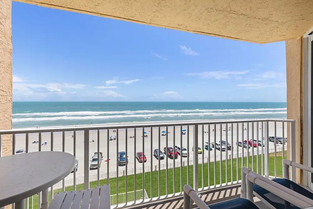 Oceania Beach Club 504
