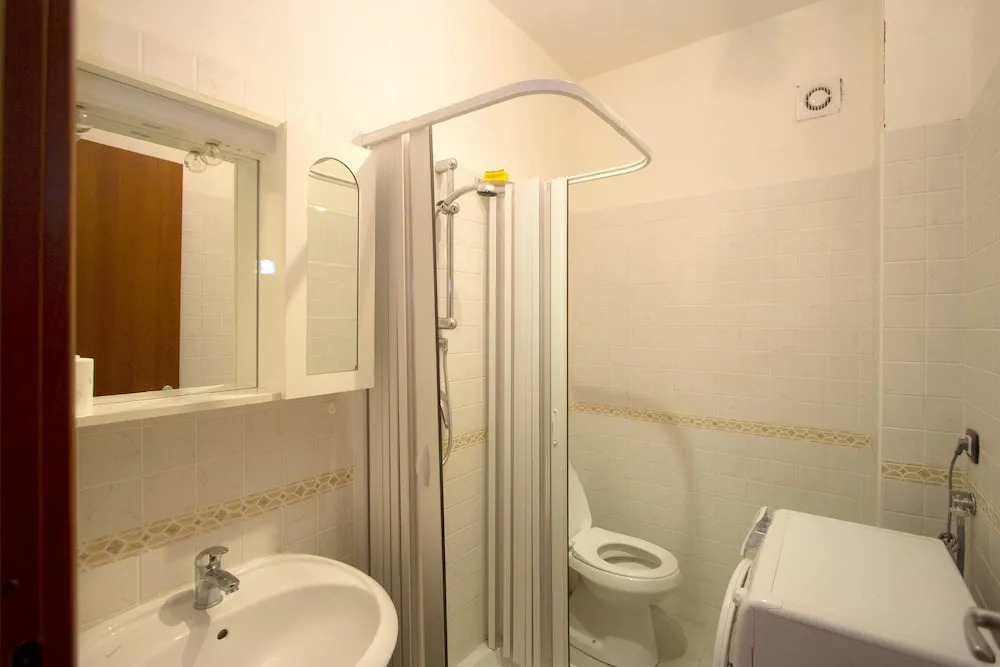 Apartment With 2 Bedrooms in Caulonia Marina, With Wonderful sea View,