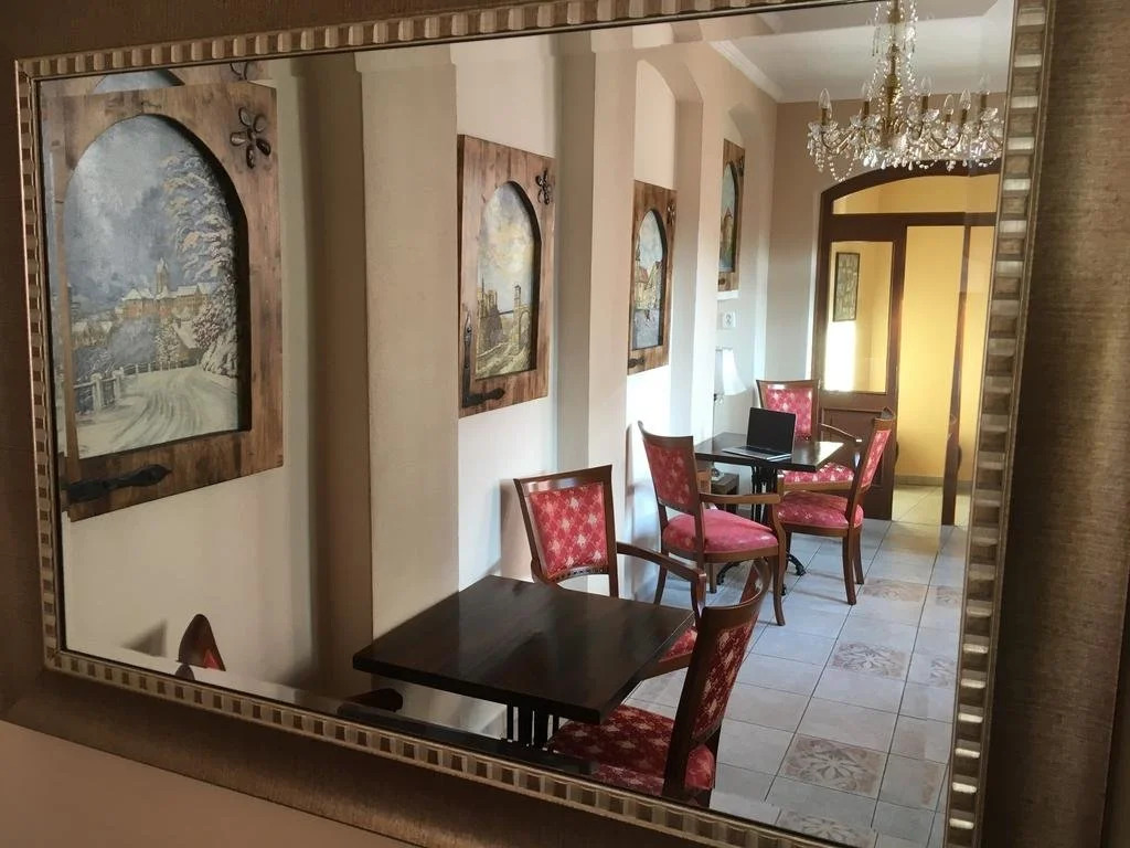 Atmosféra Rooms & Restaurant