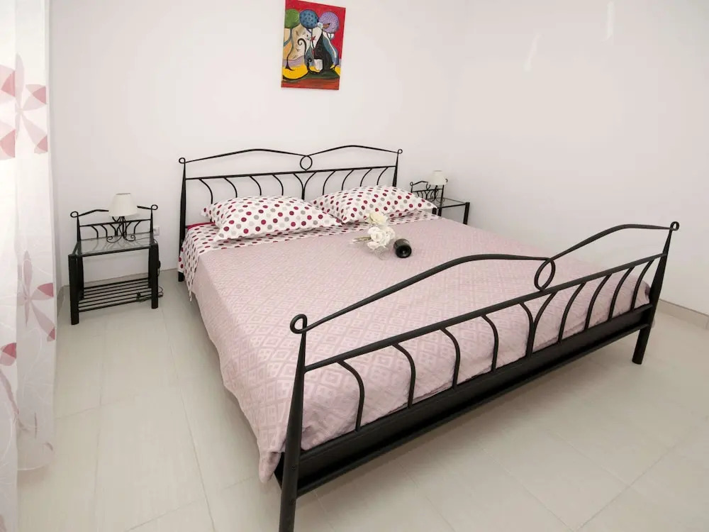 Apartment in Seget Donji With Terrace