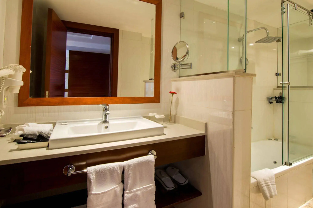 Grand Park Hotel