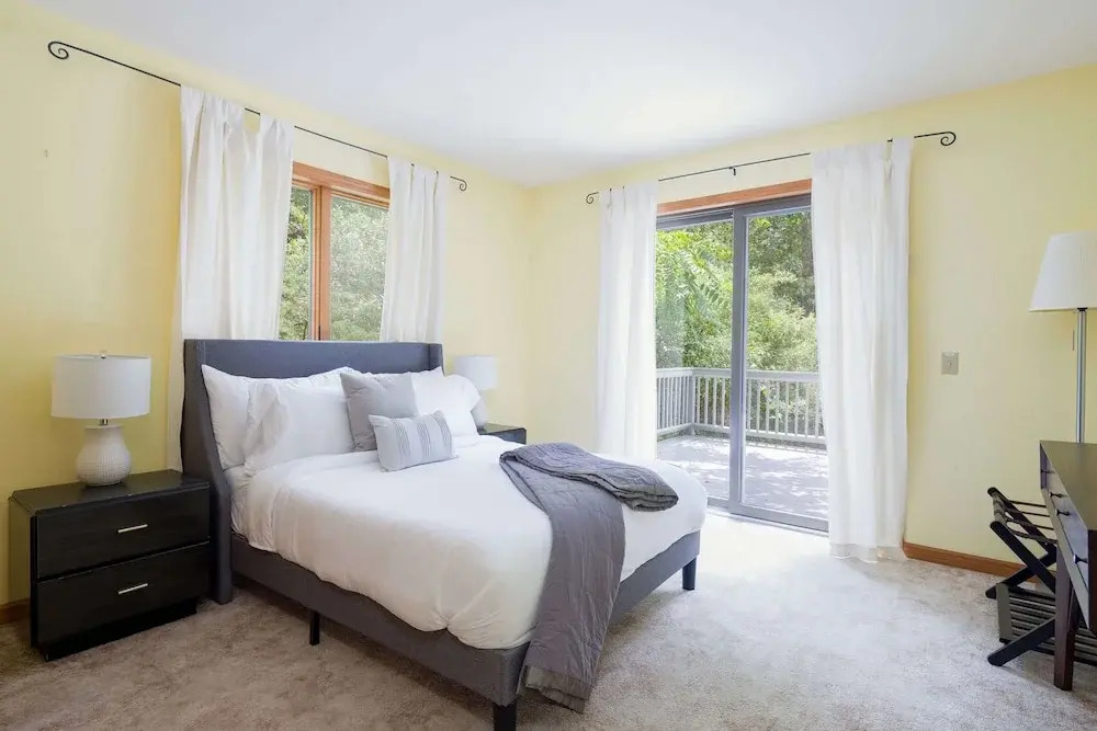 Meadowood Manor by Rovetravel 6BR Outdoor Spaces