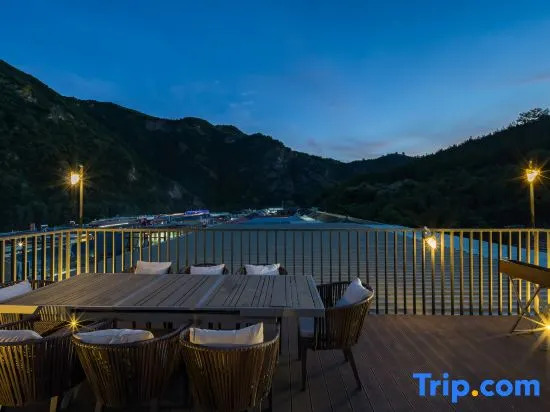 Yuzhichen Light Luxury Holiday Homestay (Beijing Huairou Baihewan Scenic Area)