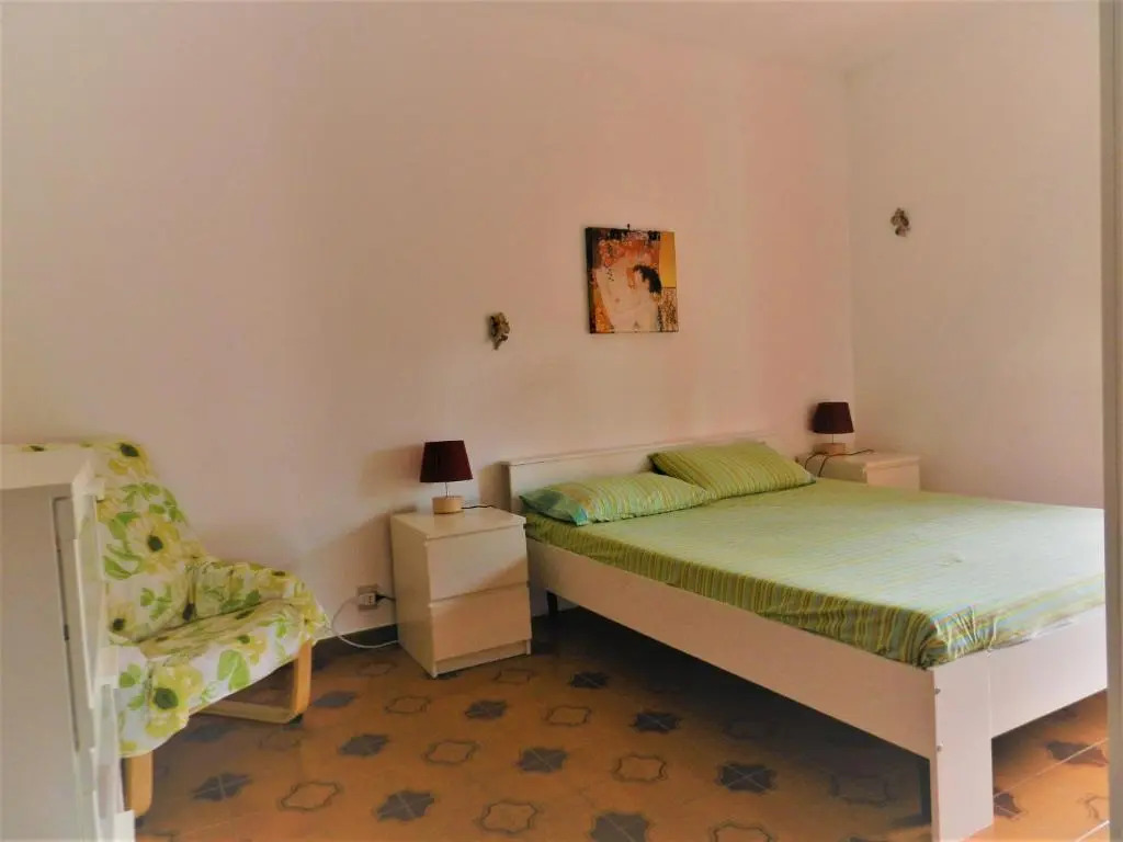 Apartment in Patti Marina: a step away from the sea and from the center!