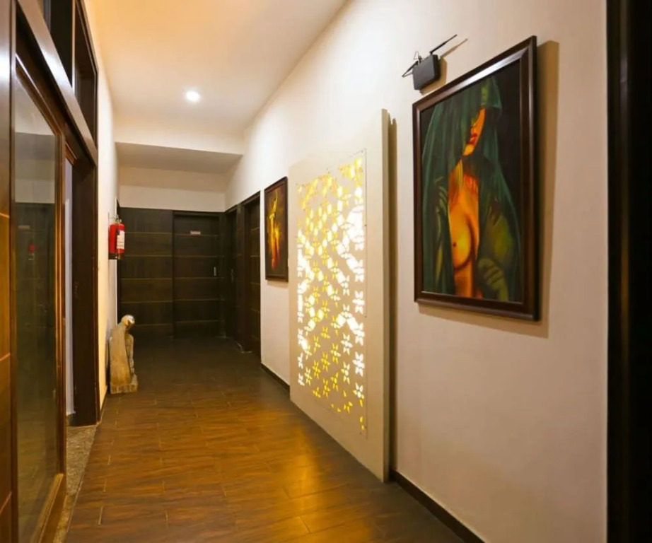 Hotel Callista Inn Golf Course Road