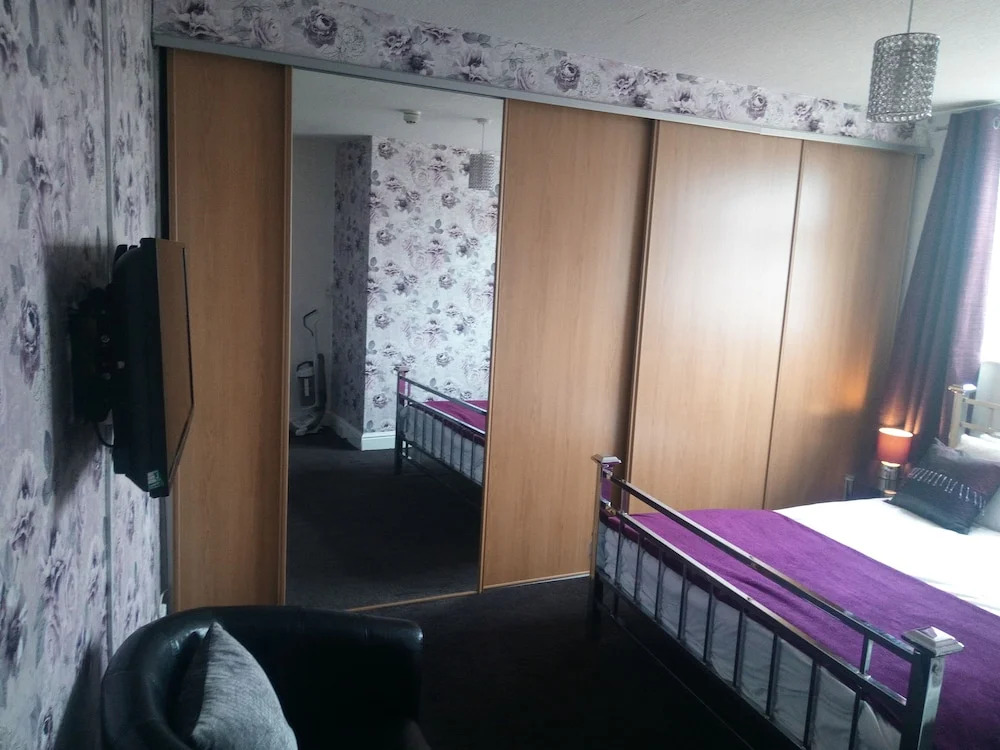 Mowbray Apartments