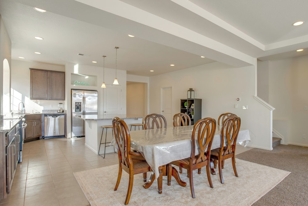 GVR Golf Retreat w/ Views! 9 Mi to Denver Airport