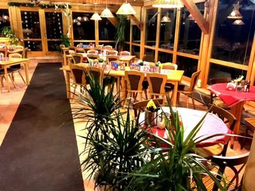 Restaurace A Penzion Cesky Les