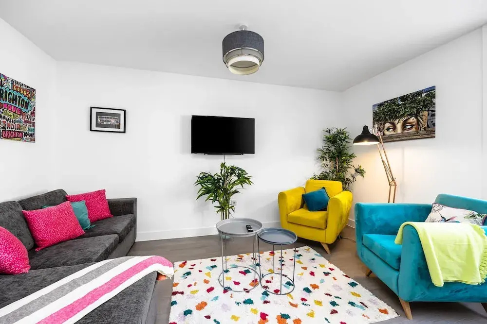 Queens Mile 2 With Free Parking By My Getaways