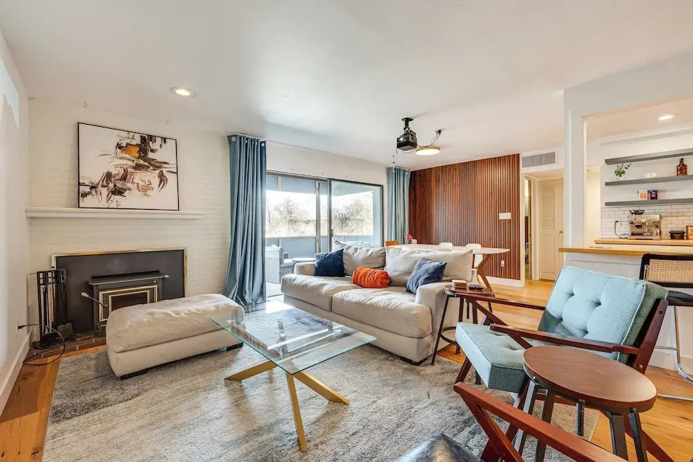 1 Mi to CU Boulder! Walkable Condo w/ Indoor Pool