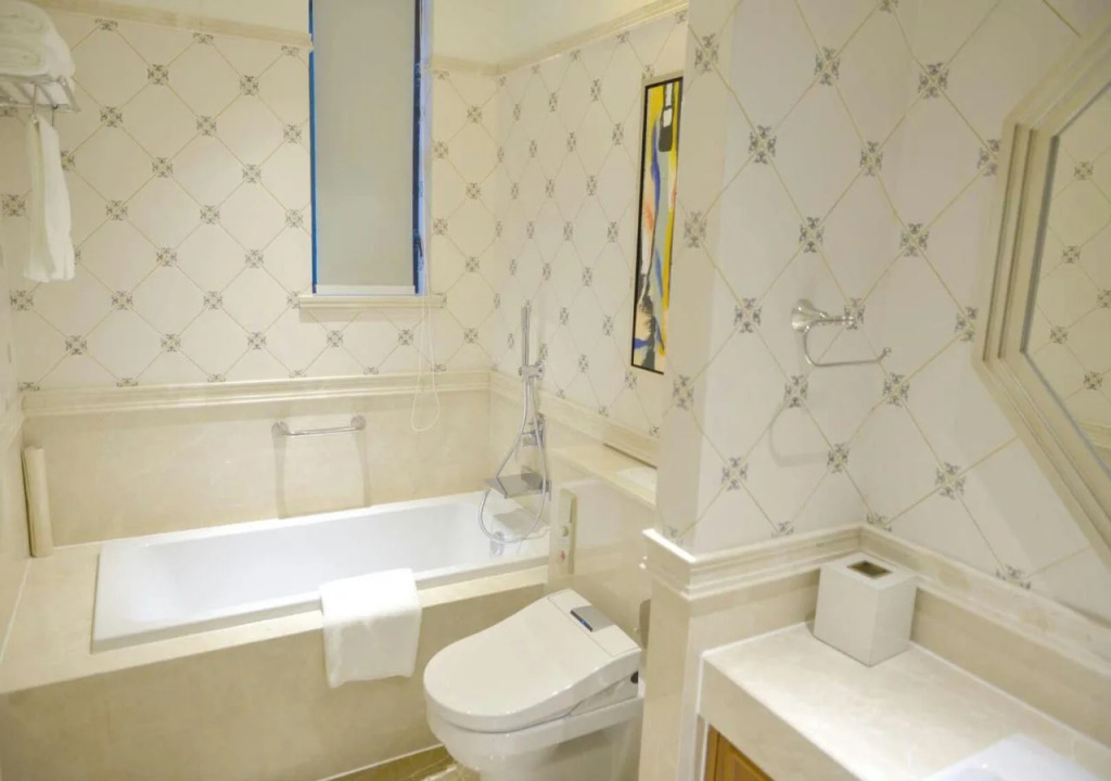 Hengshan Picardie Hotel