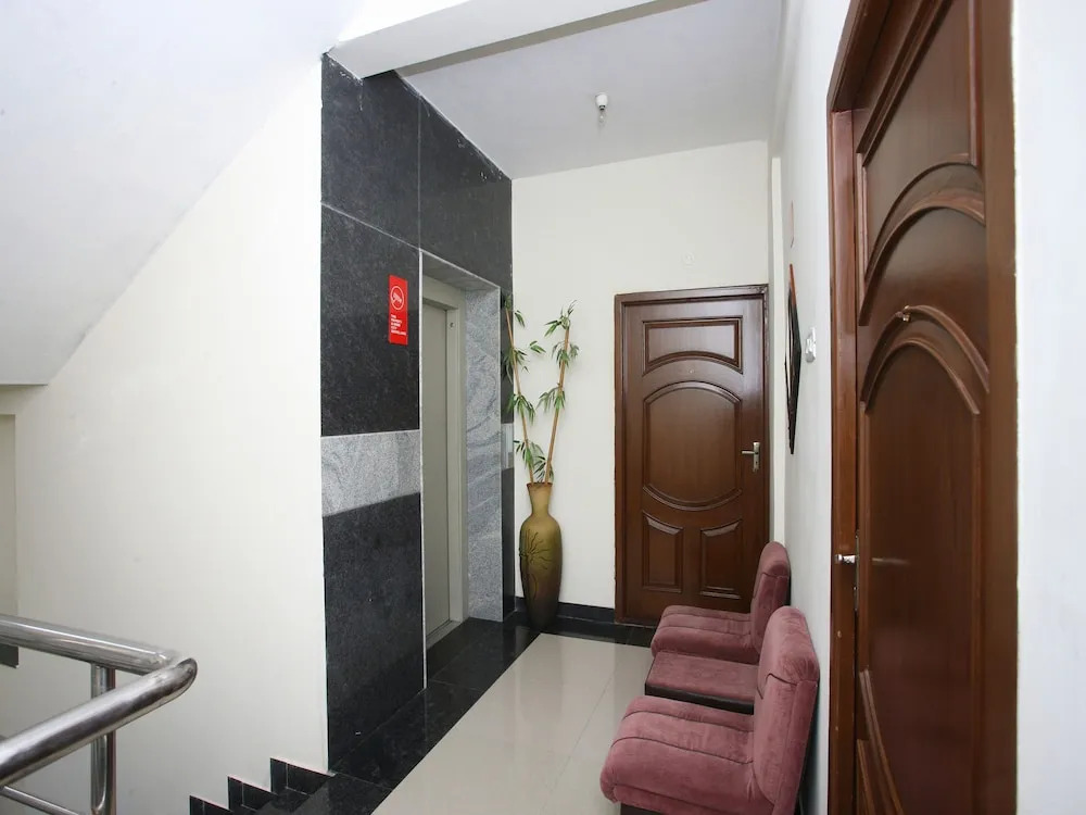 OYO 10130 Felicity INN Nungambakkam
