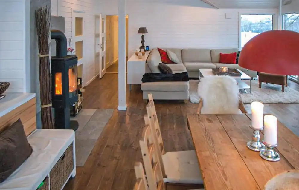 Cozy Home In Stranda With Sauna