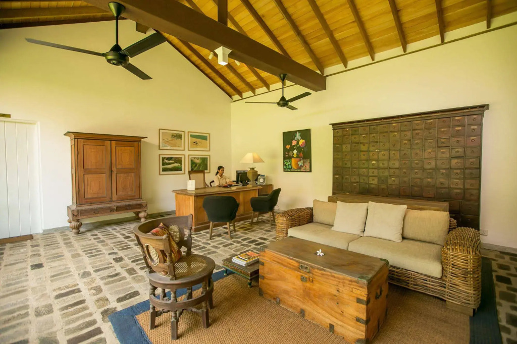 Villa Saffron Hikkaduwa