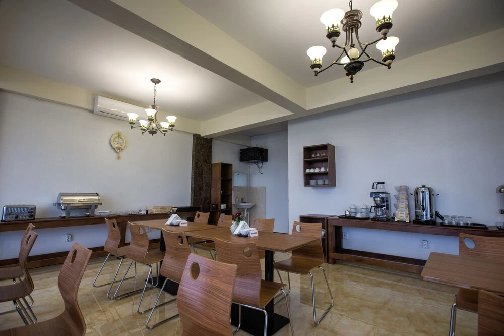 Royal Mansion