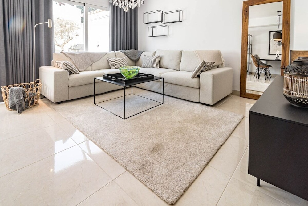 LVB - Casa Linda vista by roomservices
