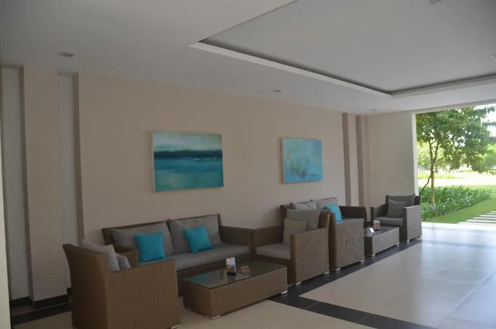 Ocean Apartment