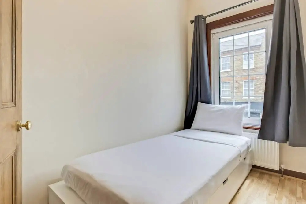 Cosy, Quirky 3 Bed Home In Queen's Park
