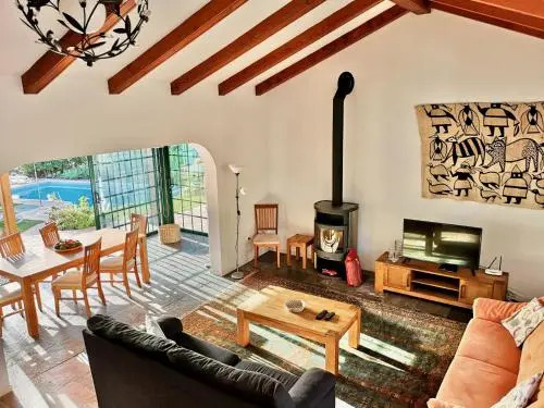 Nanou House