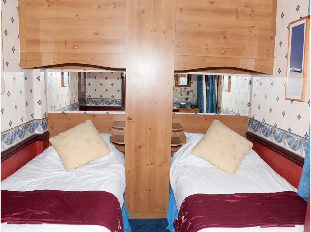 Valdene Hotel