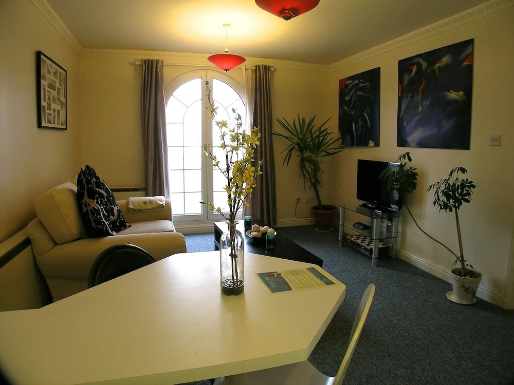 The Mariner Suite