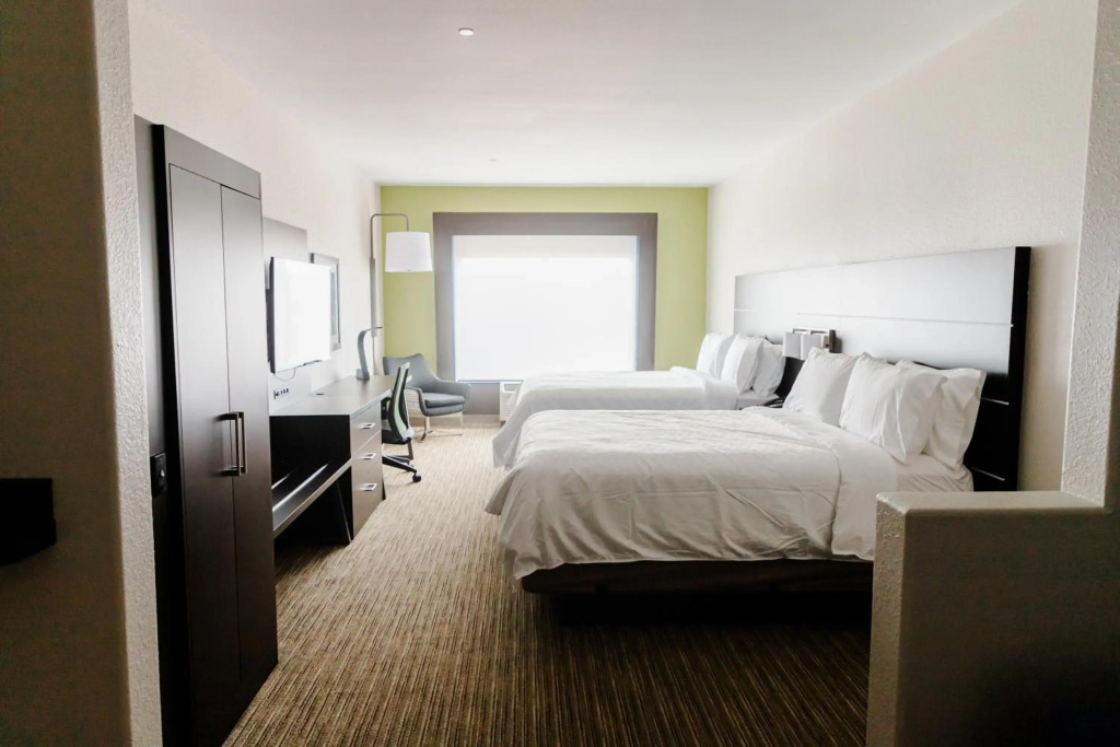 Holiday Inn Express Hotel & Suites Greenville by IHG