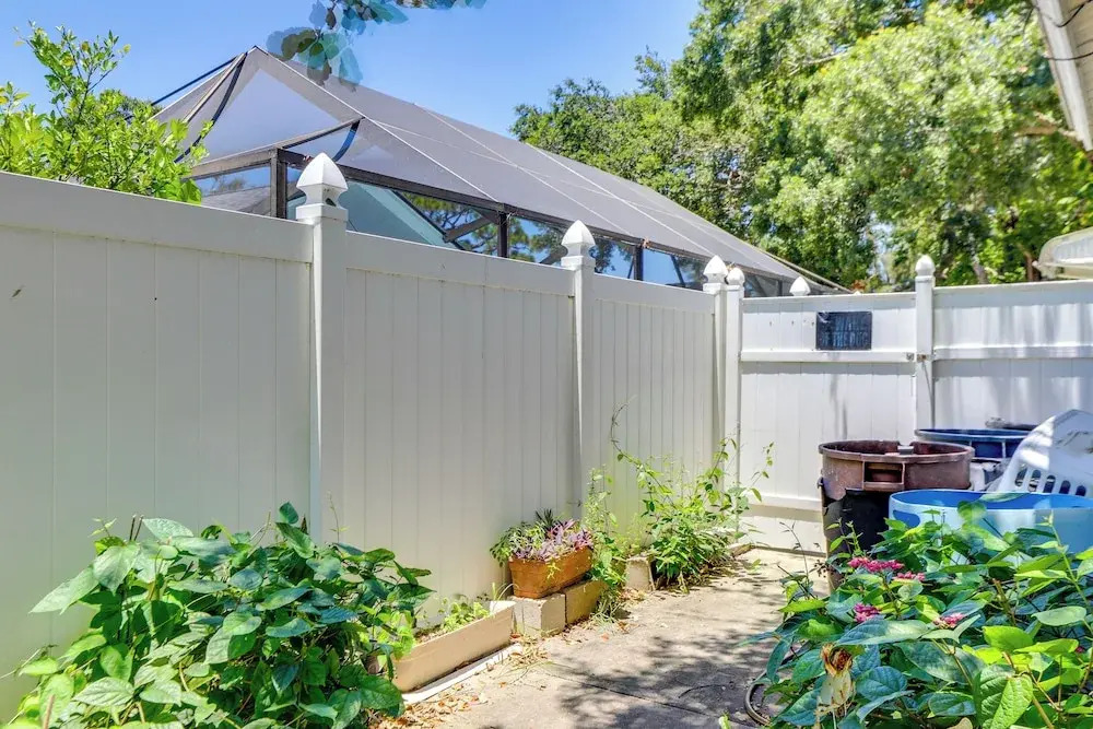 Walkable Studio in Pinellas Park w/ Desk & Patio