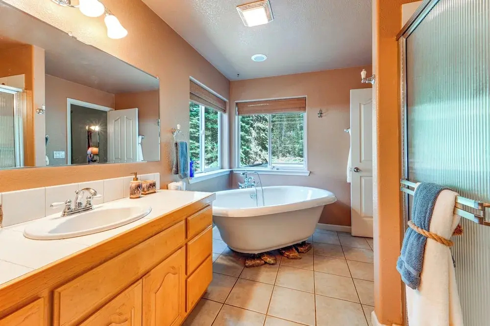 Private Beach On-site! Soda Springs Cabin