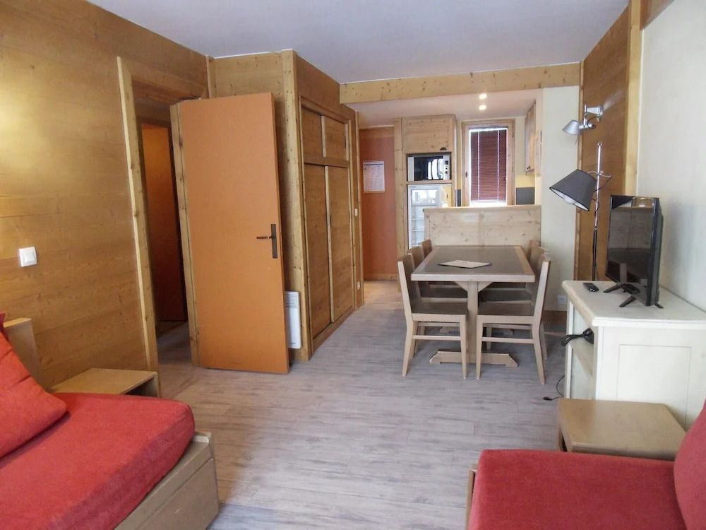 Belle Plagne 3 Rooms 7 People Apartment, on the Slopes Ner1109