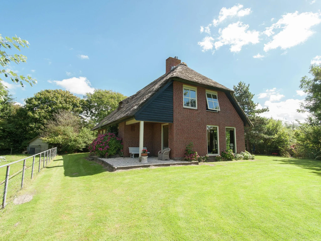Luxurious Mansion in Callantsoog With Sauna