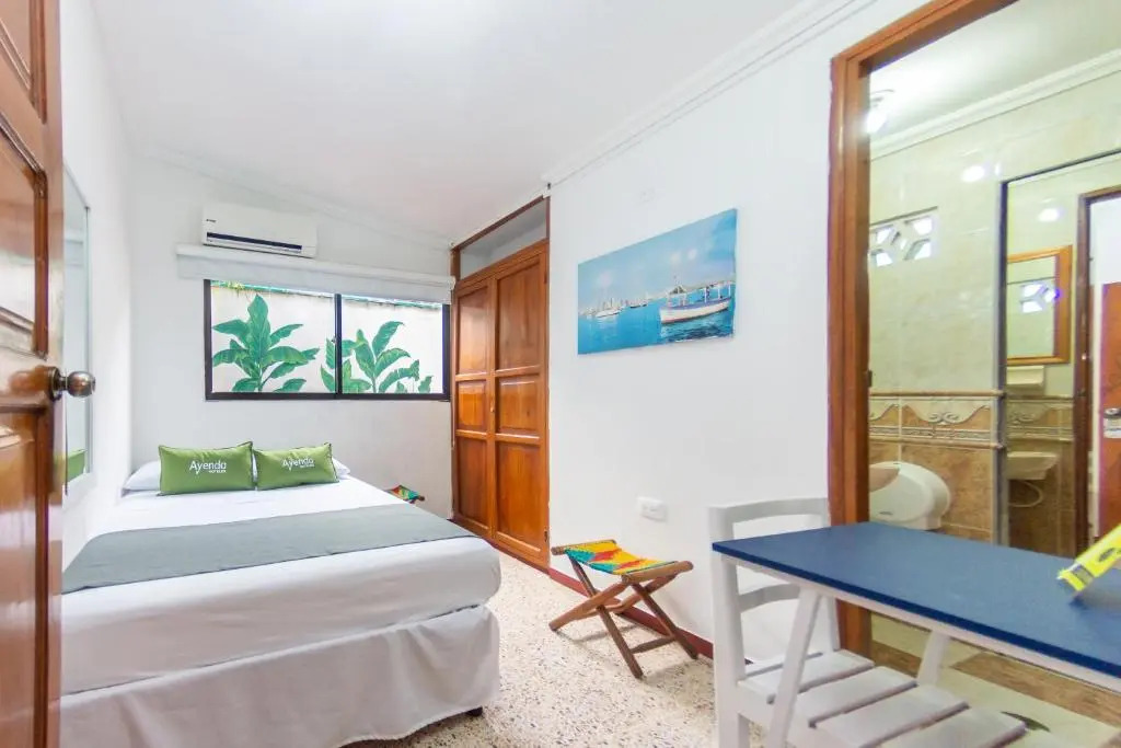 Hotel Ayenda Casa Cano 1805
