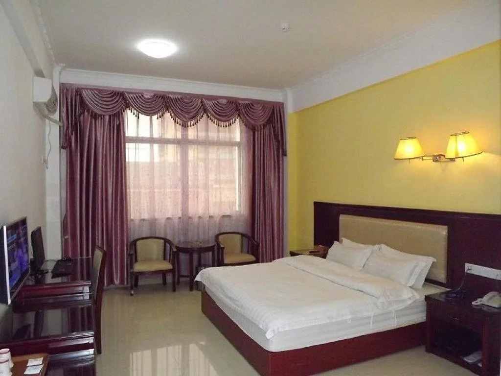 Huangcheng Business Inn