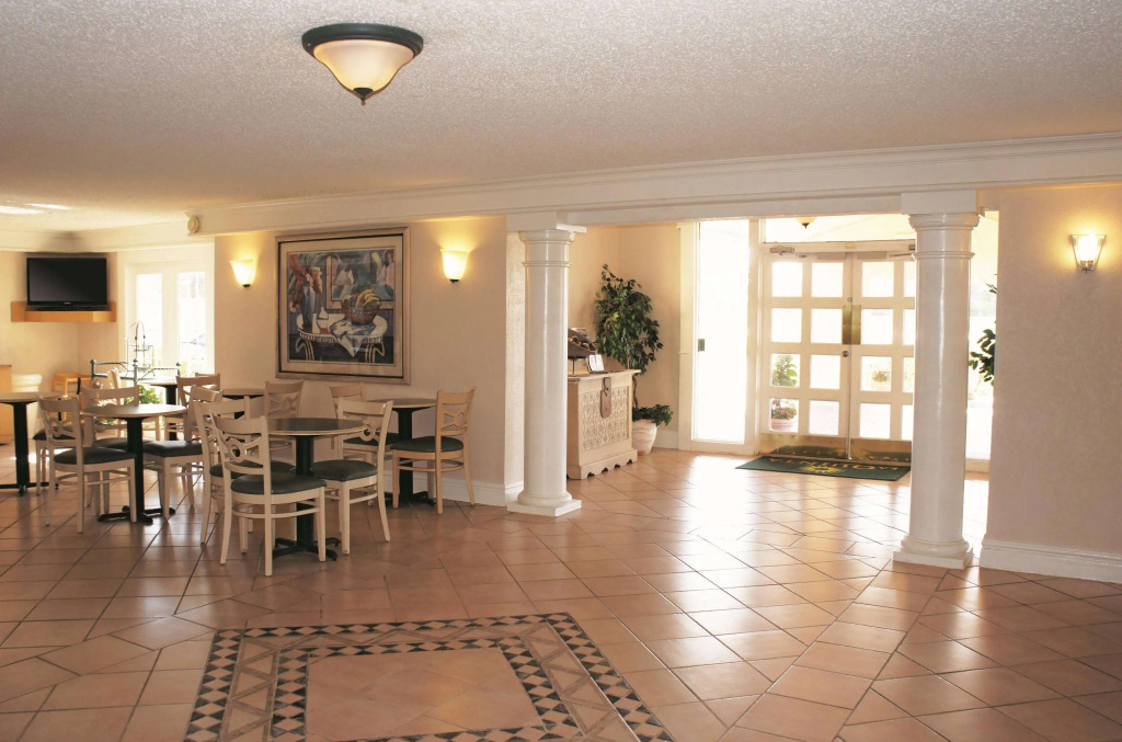 La Quinta Inn by Wyndham Clute Lake Jackson