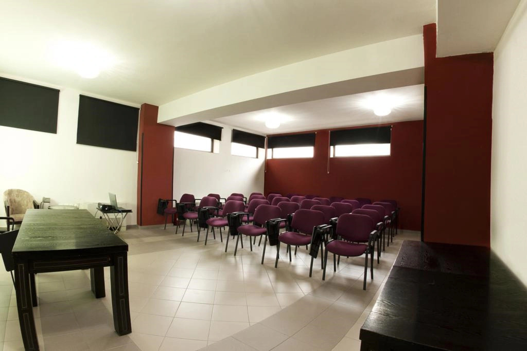 Avis Hotel By WS Group
