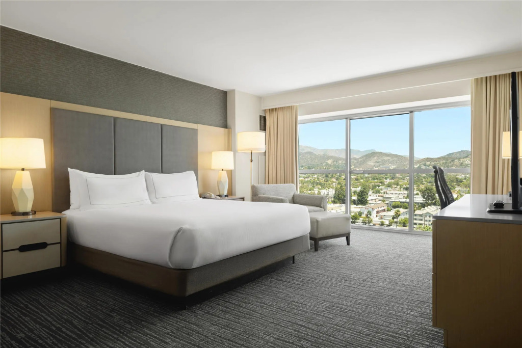 Hilton Los Angeles North-Glendale & Executive Meeting Center