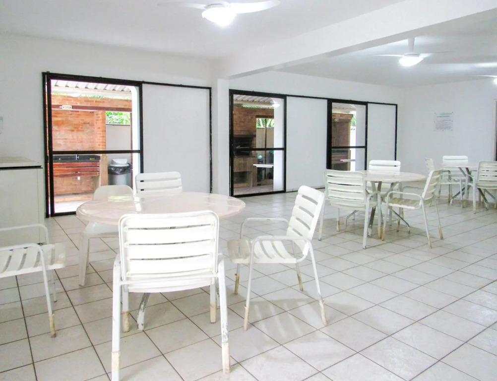 Loft a 220m da Praia das Toninhas em Ubatuba SP