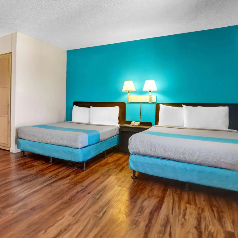 Motel 6 Fort Bragg, CA