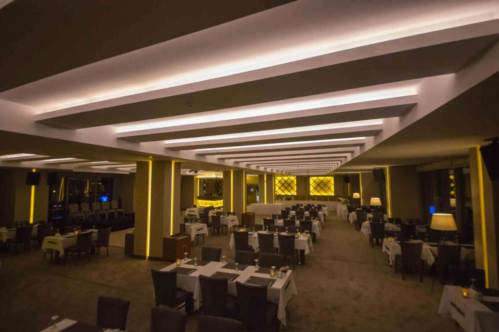 Hilly Hotel