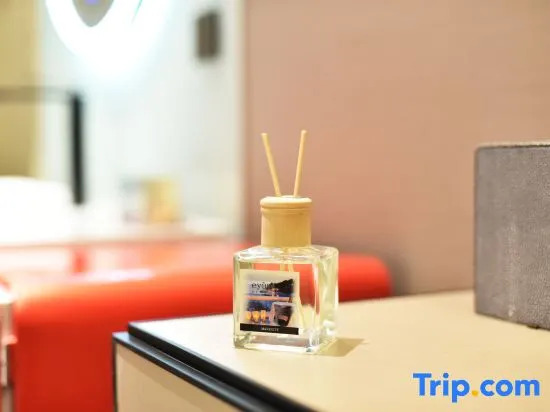 RIGHT Hotel (Beijing Guomao SKP Center)