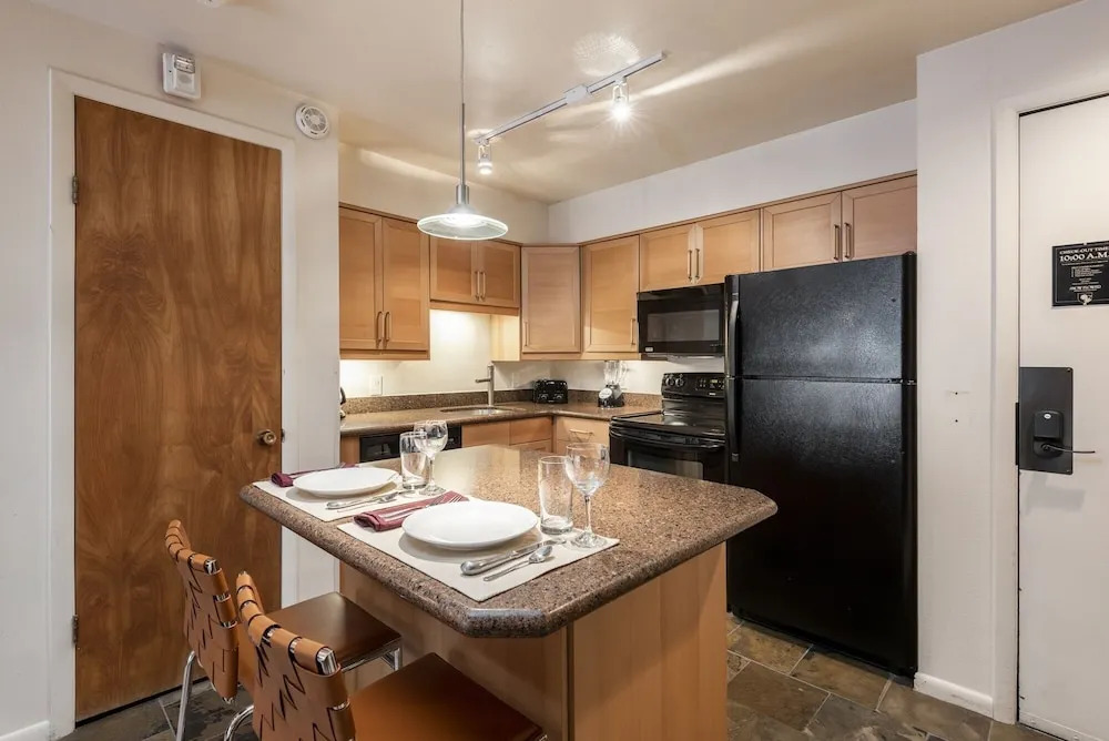 Snow Flower 066-studio Condo by RedAwning