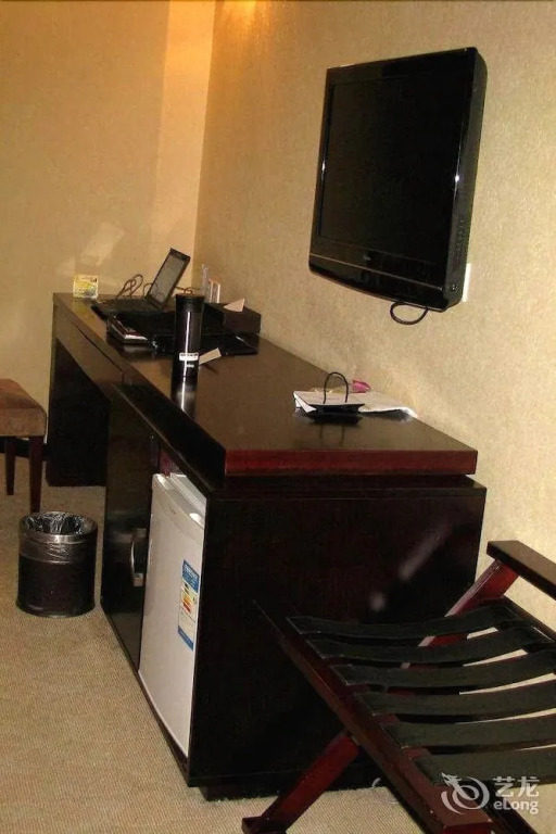 Wuhan Newport International Hotel
