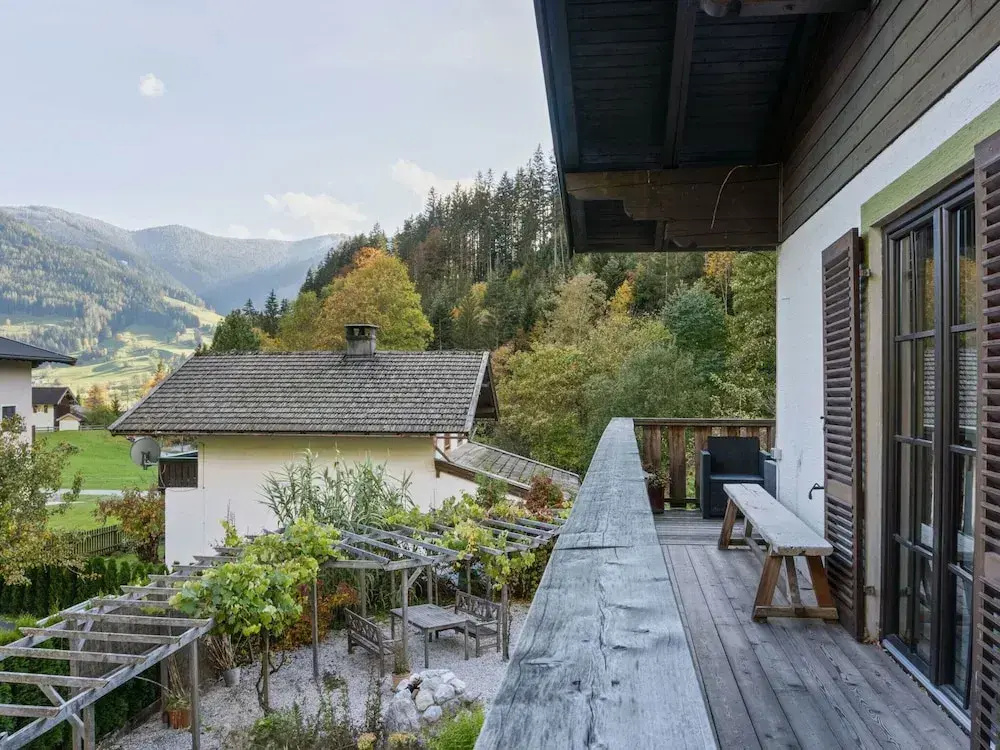 Leogang Chalet Near Ski Lift & Bikepark