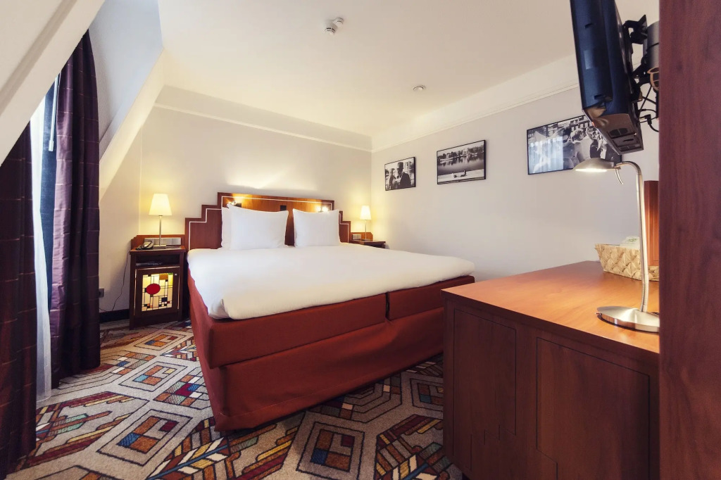 Banks Mansion - Boutique Hotel