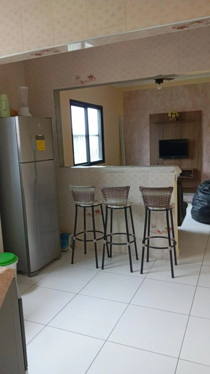 Apartamento com Internet e garagem FREE ! PRAIA GRANDE