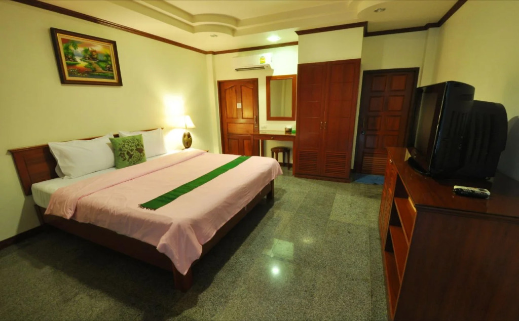 Busyarin Hotel