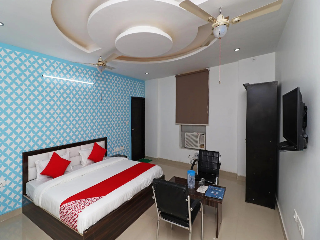OYO 28849 Hotel Sunshine